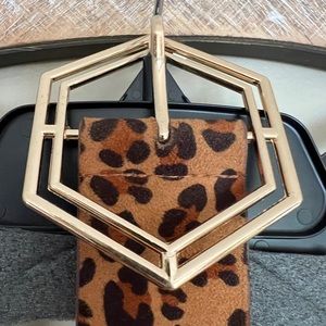Cheetah belt